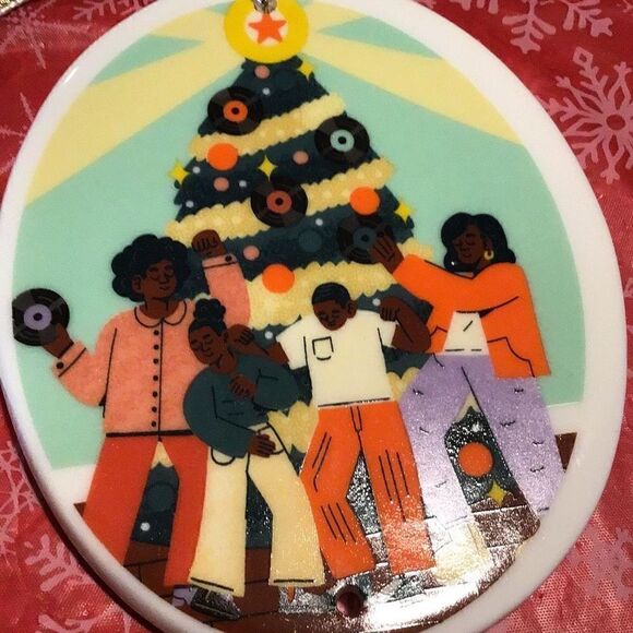 Mia Sabine threshold Christmas ornament - Picture 2 of 3